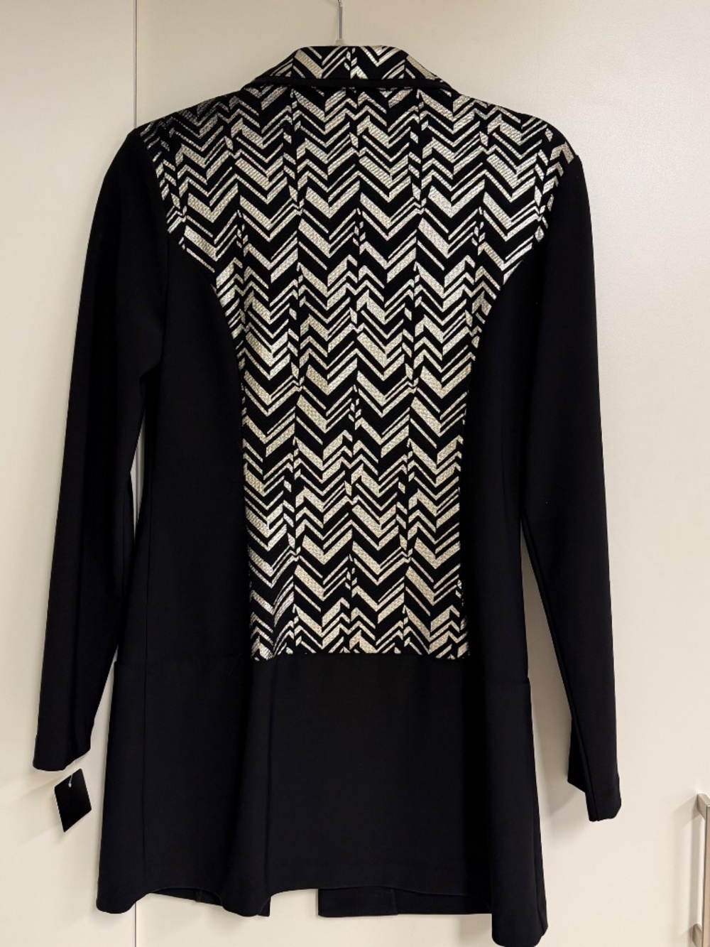Frank Lyman Black Gold Metallic Chevron Jacket Size 6 - Picture 8 of 9